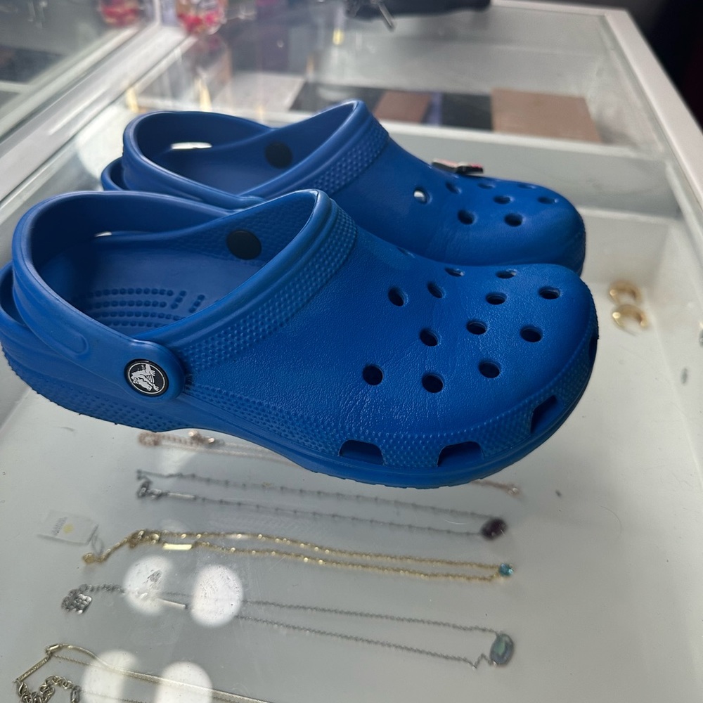 Crocs - Picture 2 of 2